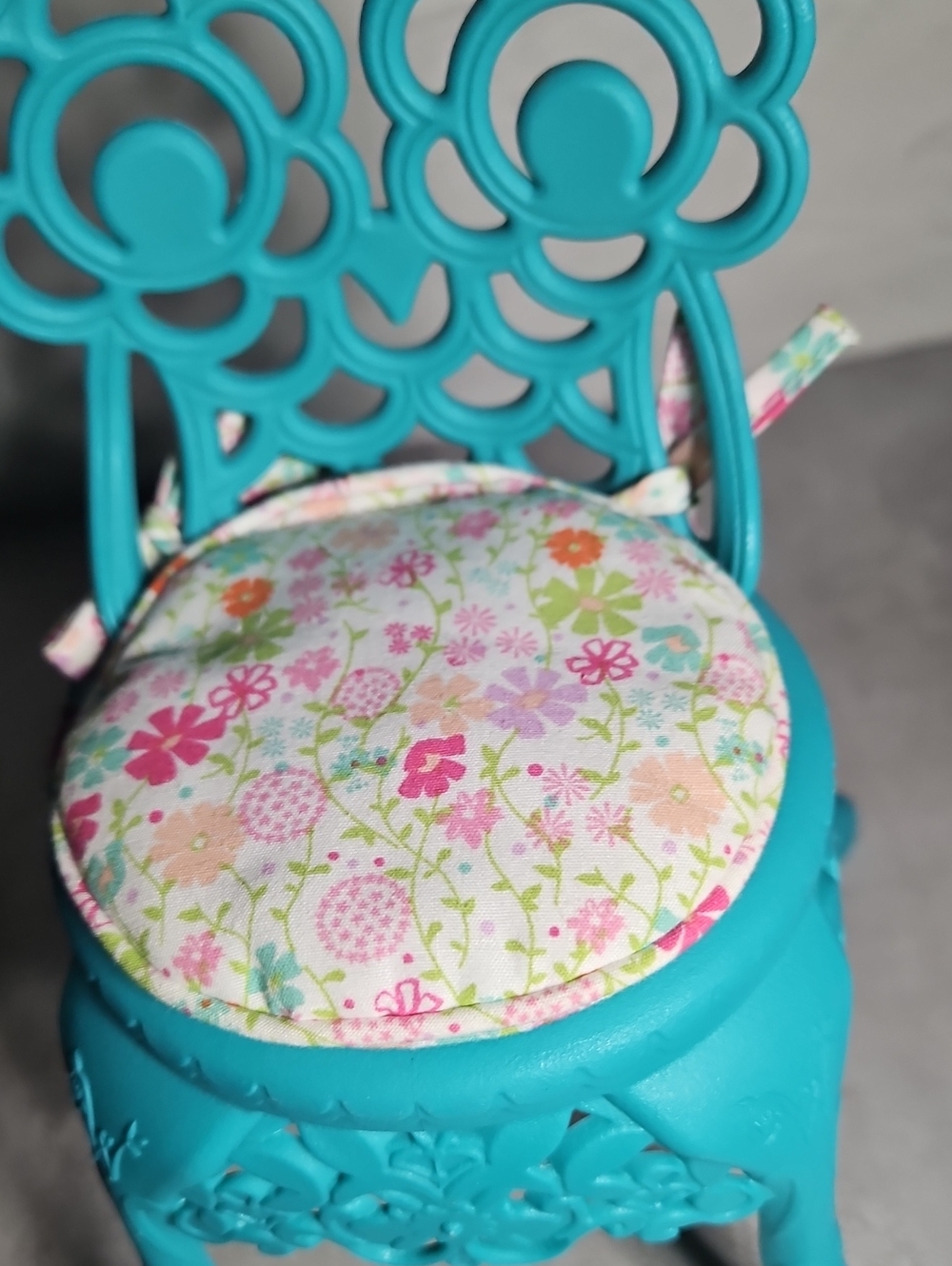 American Girl Chair - Picture 3 of 6